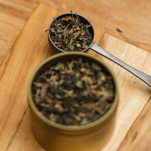 Load image into Gallery viewer, DEUX - Signature Herbs Gift Box
