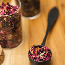 Load image into Gallery viewer, IKEBANA - Enchanting Florals
